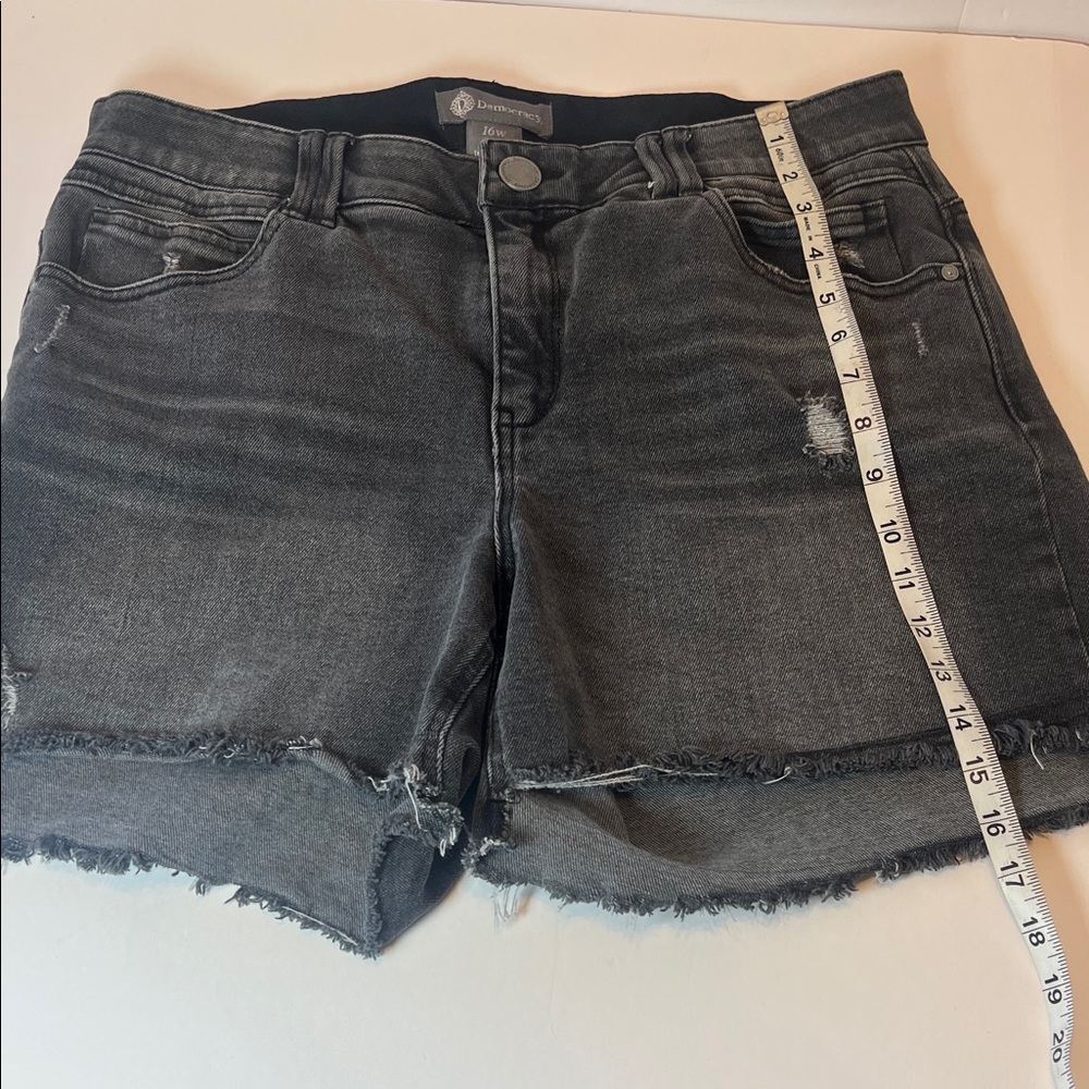 Democracy Ab Solution High Waist Denim Shorts Gray Distressed Plus 16W - Picture 7 of 7